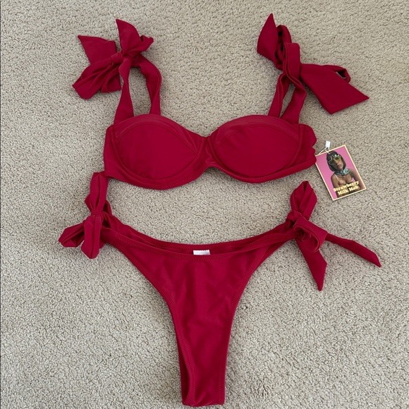 Strawberry milk mob bikini - Picture 1 of 1